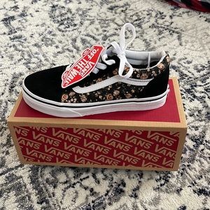 Girls vans shoes